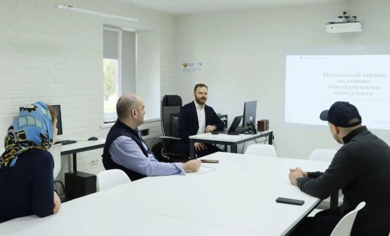В ЧГПУ представили ИИ-сервис для автоматизации патентной аналитики