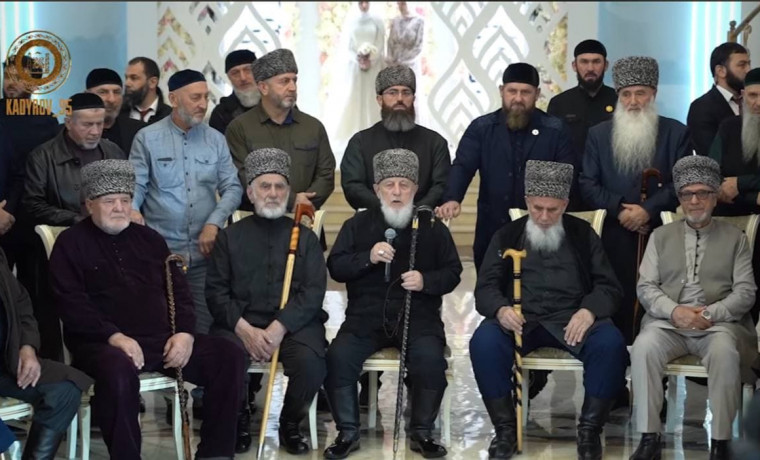 Рамзан Кадыров посетил свадьбу сына потомка Шейха Кунта-Хаджи Кишиева