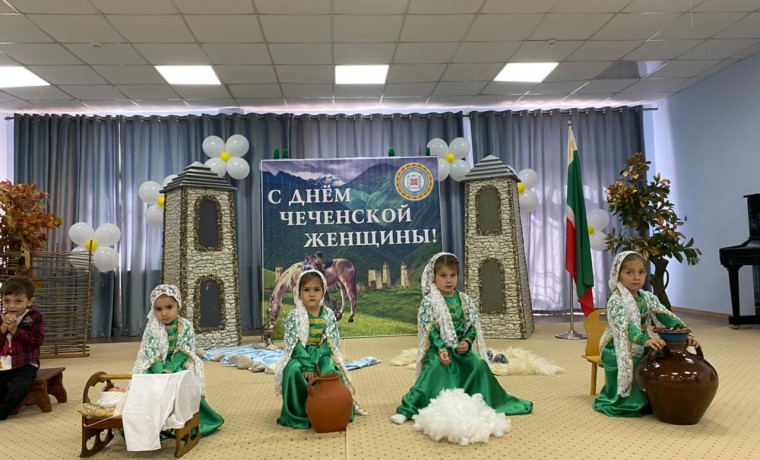 В ЧР прошли тематические акции ко Дню чеченской женщины