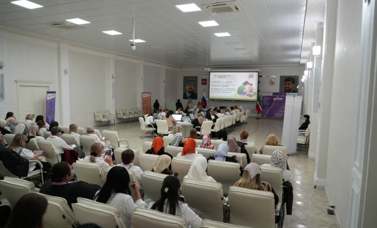 В ЧГПУ стартовал второй поток курсов для советников директора по воспитанию