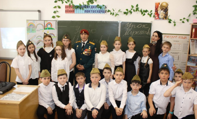В грозненской ведомственной школе проходят мероприятия в рамках акции «Дни Росгвардии»
