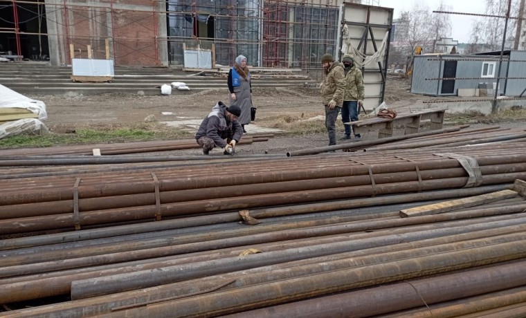 «Партийный десант» проконтролировал ход строительства и состояние социально значимых объектов в ЧР