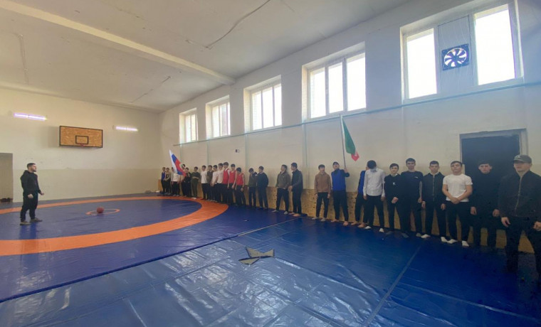 В Цоци-Юртовской школе прошли соревнования по волейболу в рамках проекта «Мы вместе»