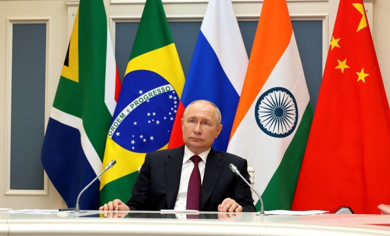 Владимир Путин: доля БРИКС в мировом ВВП уже превышает показатель G7