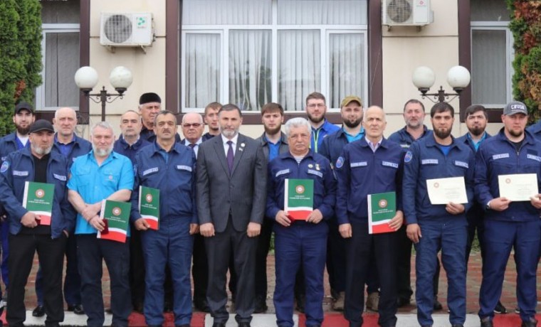 Аднан Нагаев наградил руководство и сотрудников Республиканского центра медицины катастроф