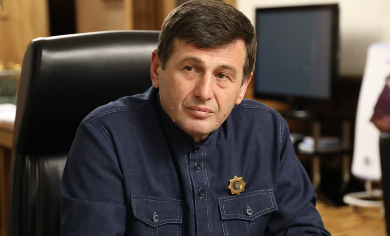 Идрис Байслутанов побывал с инспекцией в стоматологических поликлиниках Грозного