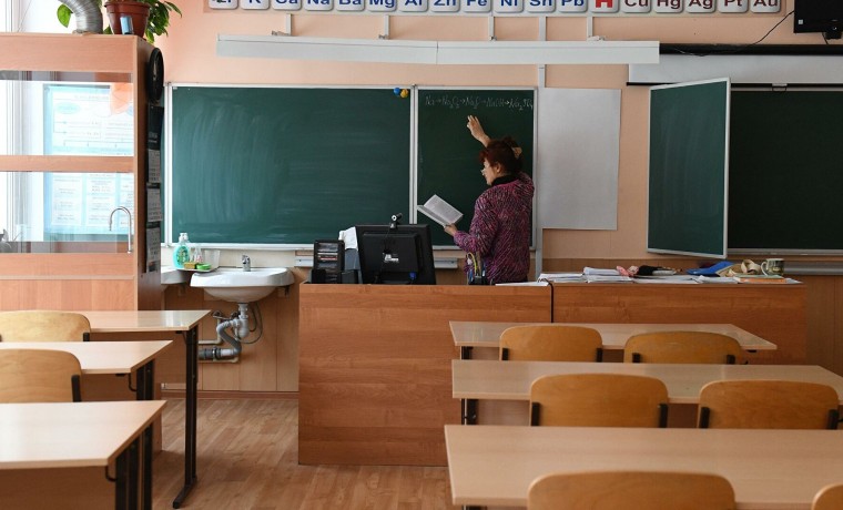 Минпросвещения РФ просит регионы сделать 30 и 31 декабря нерабочими для учителей