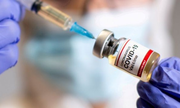 Введение вакцины от COVID-19 будет обязательным условием для выхода на работу в Саудовской Аравии