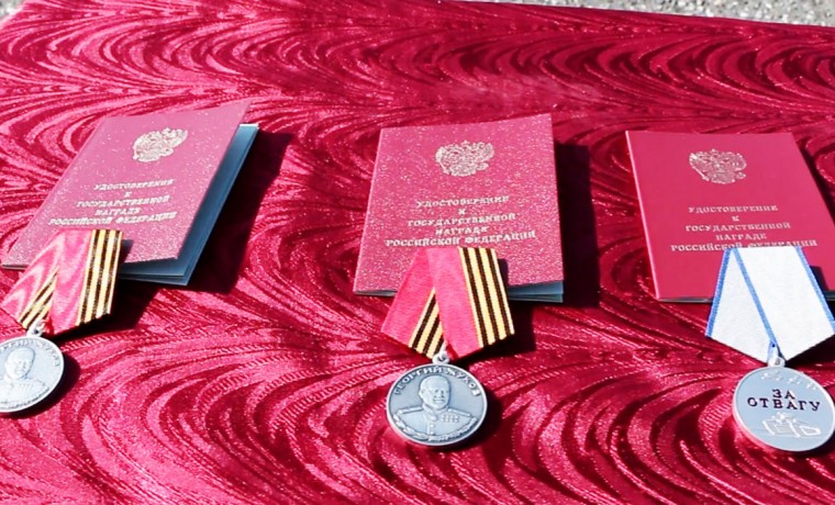 Военнослужащим грозненского соединения Росгвардии вручены госнаграды