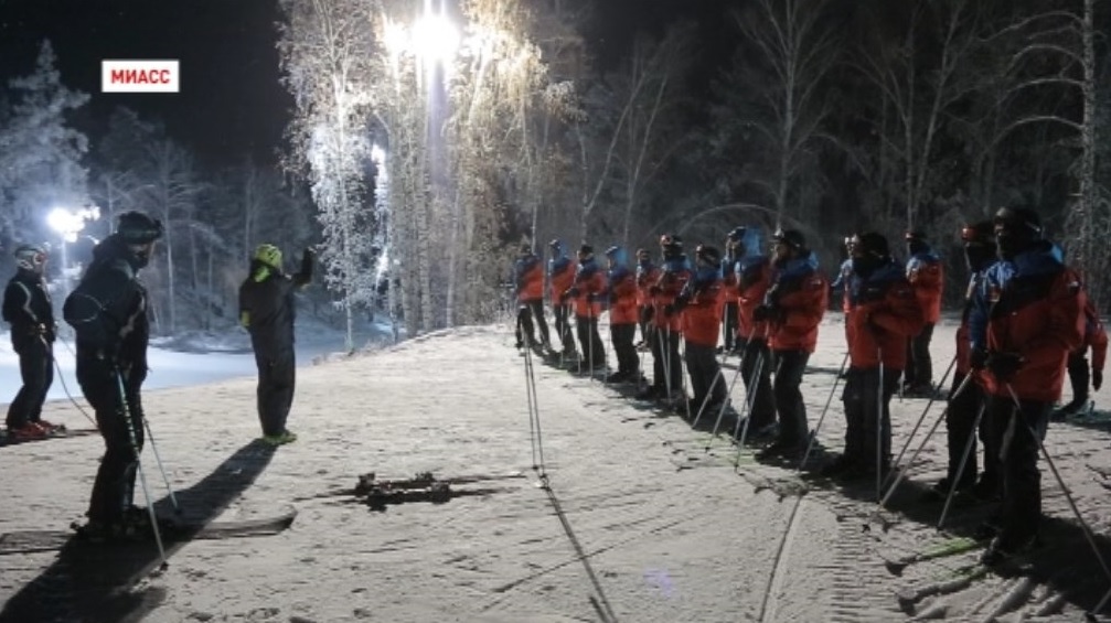 Юноши из рода Кадыровых проходят горнолыжную подготовку в Челябинской области 