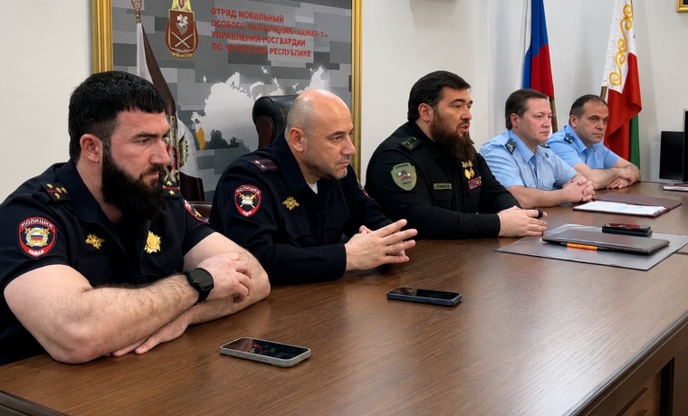В ОМОН «АХМАТ-1» состоялся межведомственный круглый стол