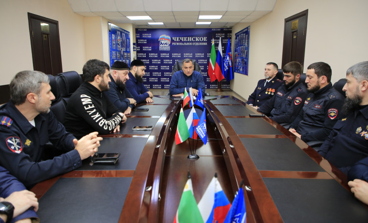 «Единая Россия» поздравила сотрудников органов внутренних дел с профессиональным праздником