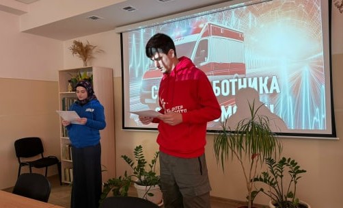 Активисты «Молодой Гвардии» провели в ЧГУ им. А.А. Кадырова лекции по оказанию первой помощи
