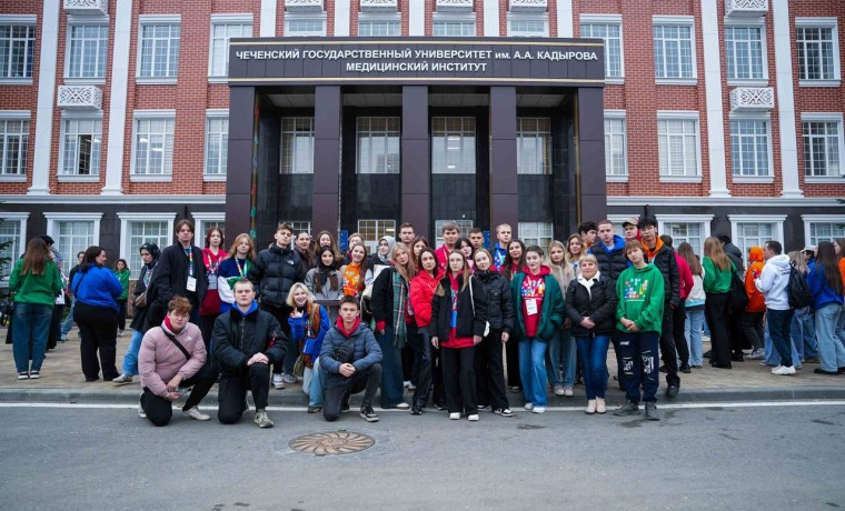 Участники IV Слета амбассадоров «Профессионалитета» посетили ключевые образовательные кластеры ЧР