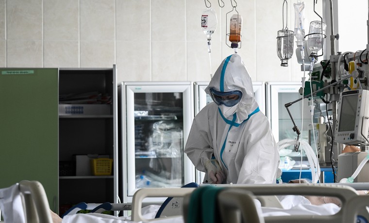 В России за сутки выявили 9 328 случаев заражения коронавирусом