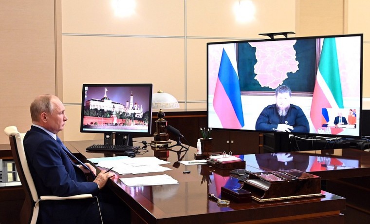 Владимир Путин: «Под руководством Рамзана Кадырова серьезно развивается экономика»