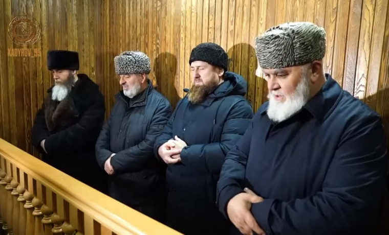 Рамзан Кадыров посетил зиярты великих и почитаемых шейхов