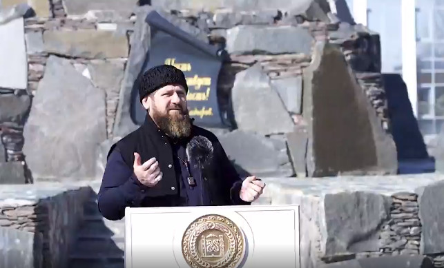 Рамзан Кадыров: Мы должны помнить черные страницы нашей истории и жертв трагических событий
