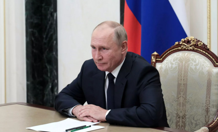 Президент РФ подписал указ о выплате 15 тысяч рублей военнослужащим