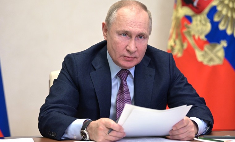 Владимир Путин поручил учредить государственную награду для заслуженных профессиональных династий