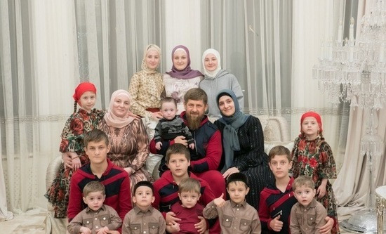 Рамзан Кадыров: «Время, проведённое в кругу своей семьи, бесценно»