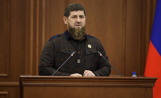 Рамзан Кадыров поздравил депутатский корпус с юбилеем Парламента ЧР