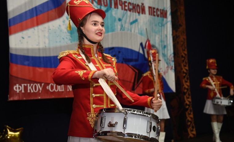 В Грозном состоялся фестиваль детской патриотической песни среди учащихся школы Росгвардии