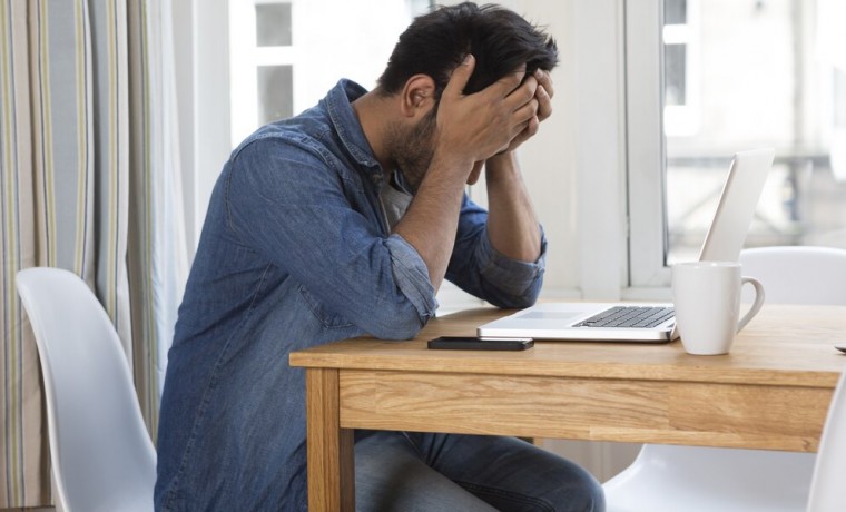 Неожиданную причину забывчивости назвал психотерапевт