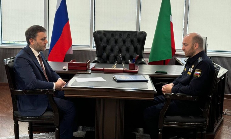 Рустам Шаптукаев провел рабочую встречу с руководителем Управления ФССП по ЧР