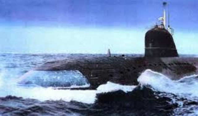 1 июля в 1958 году вступила в строй первая советская атомная подводная лодка К-3