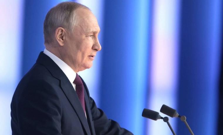 Владимир Путин отметил, что женщины вносят огромный вклад в достижение национальных целей