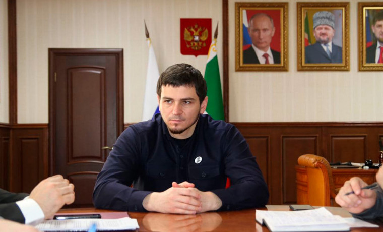 Мэр Грозного встретился с министром природных ресурсов и охраны окружающей среды ЧР