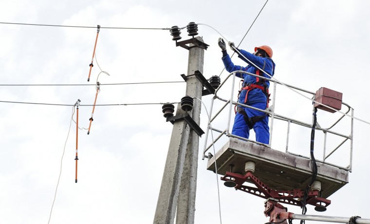 АО «Чеченэнерго» отремонтирует более 200 км линий электропередачи в ЧР