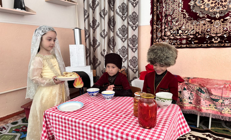В Серноводском районе прошел конкурс юных чтецов ко Дню чеченского языка